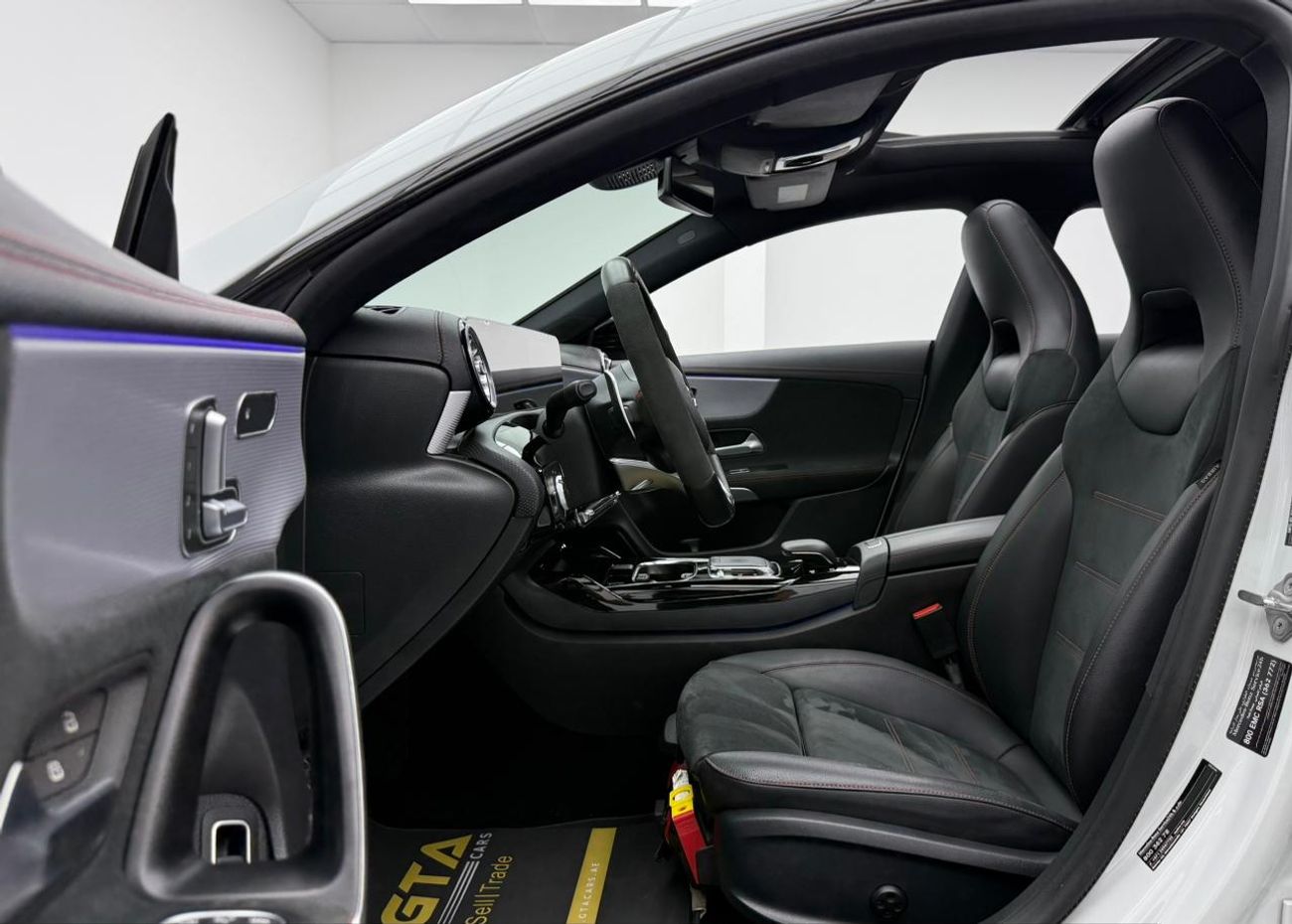 Mercedes-Benz CLA 35 AMG 2020 Mercedes Benz CLA35 AMG 4MATIC, 2027 Mercedes Service Pack, Full MB Service History, GCC