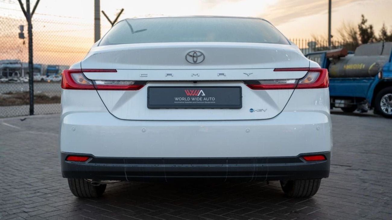 تويوتا كامري GLE 2.5L Hybrid