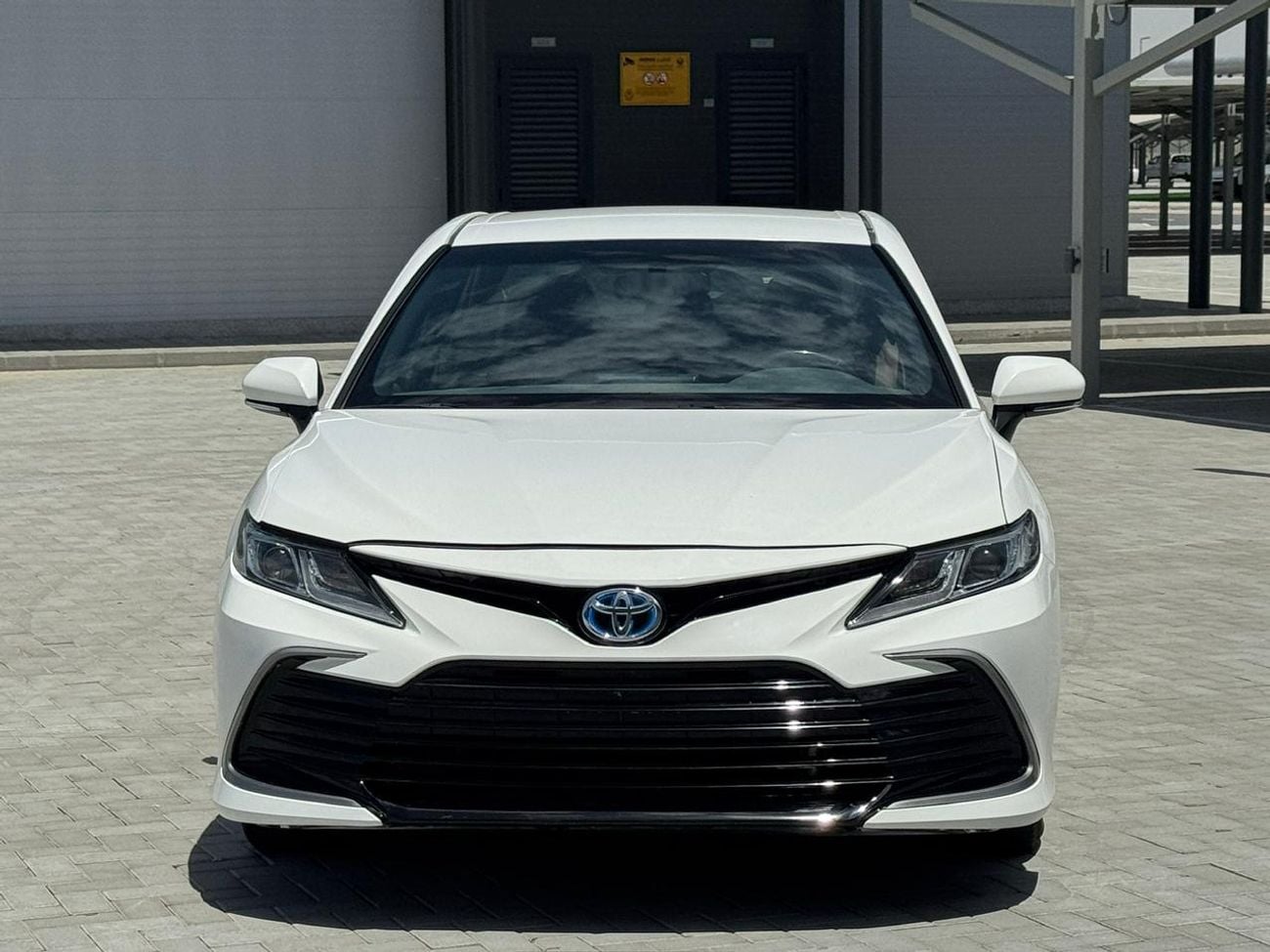 Toyota Camry GLE Hybrid 2.5L