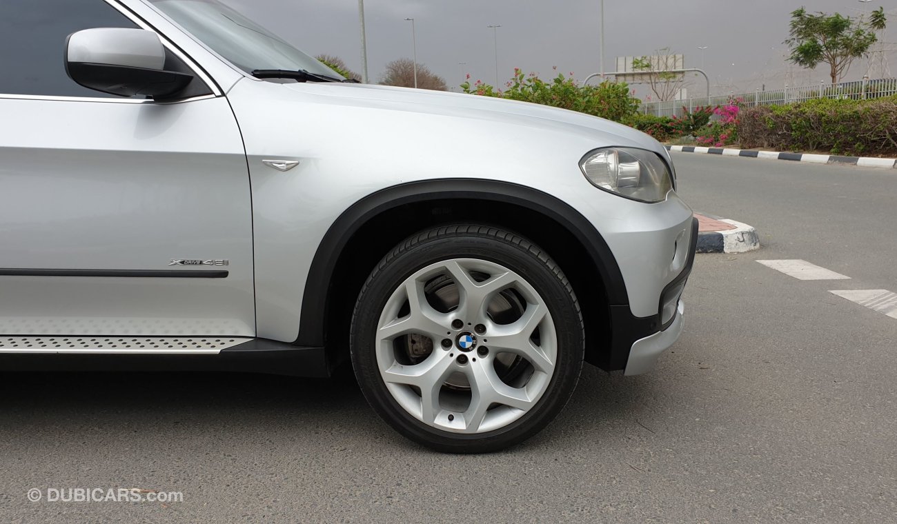 BMW X5 X DRIVE 48i 2010 GCC SPECS