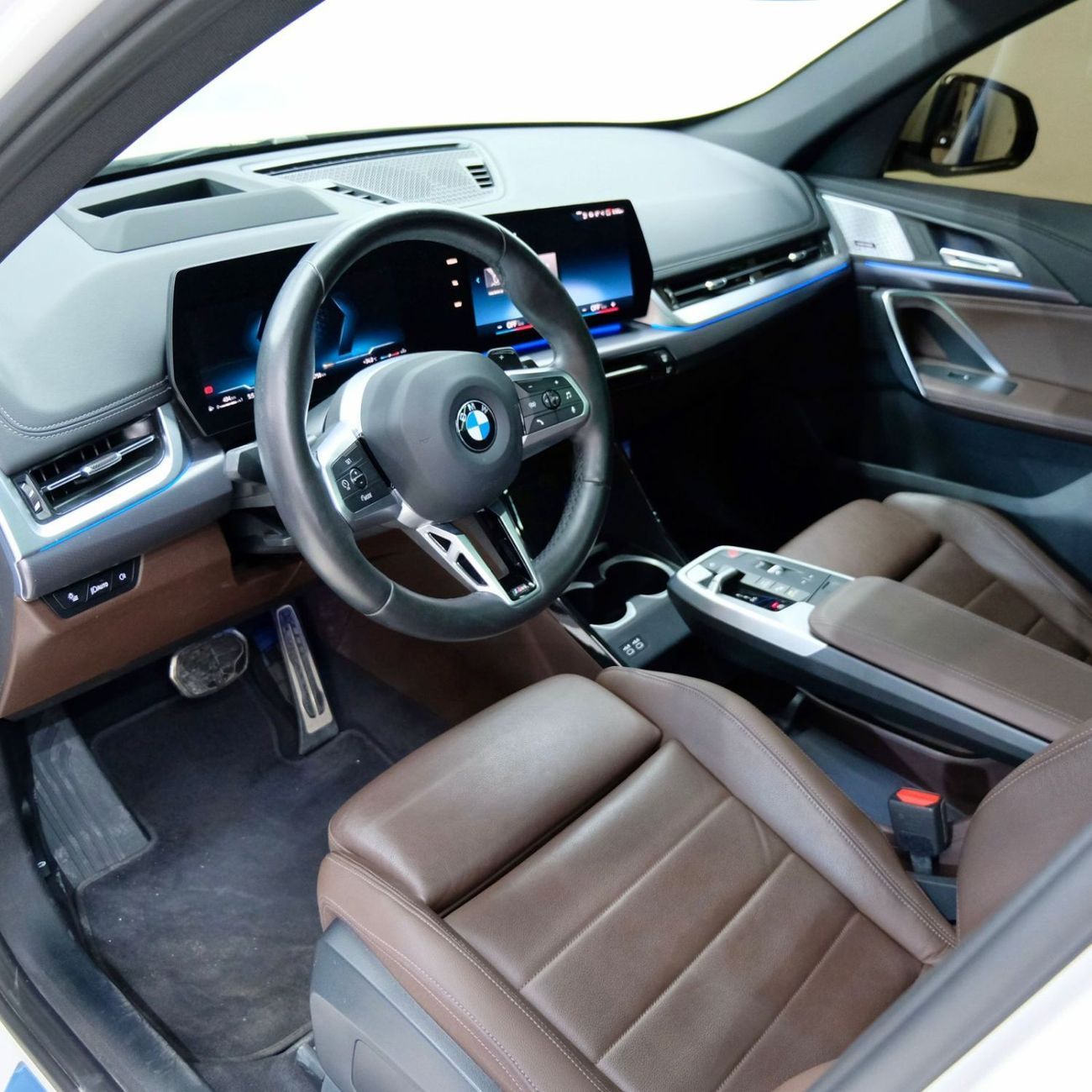 بي أم دبليو X1 AED 2,938 P.M l 0% Down Payment l M Sport l Agency Warranty