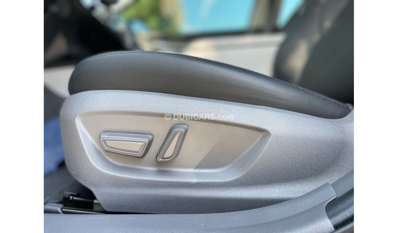 تويوتا كامري Toyota Camry 2.5L LE 4cyl Petrol - Leather Seats - Automatic Transmission 2023MY