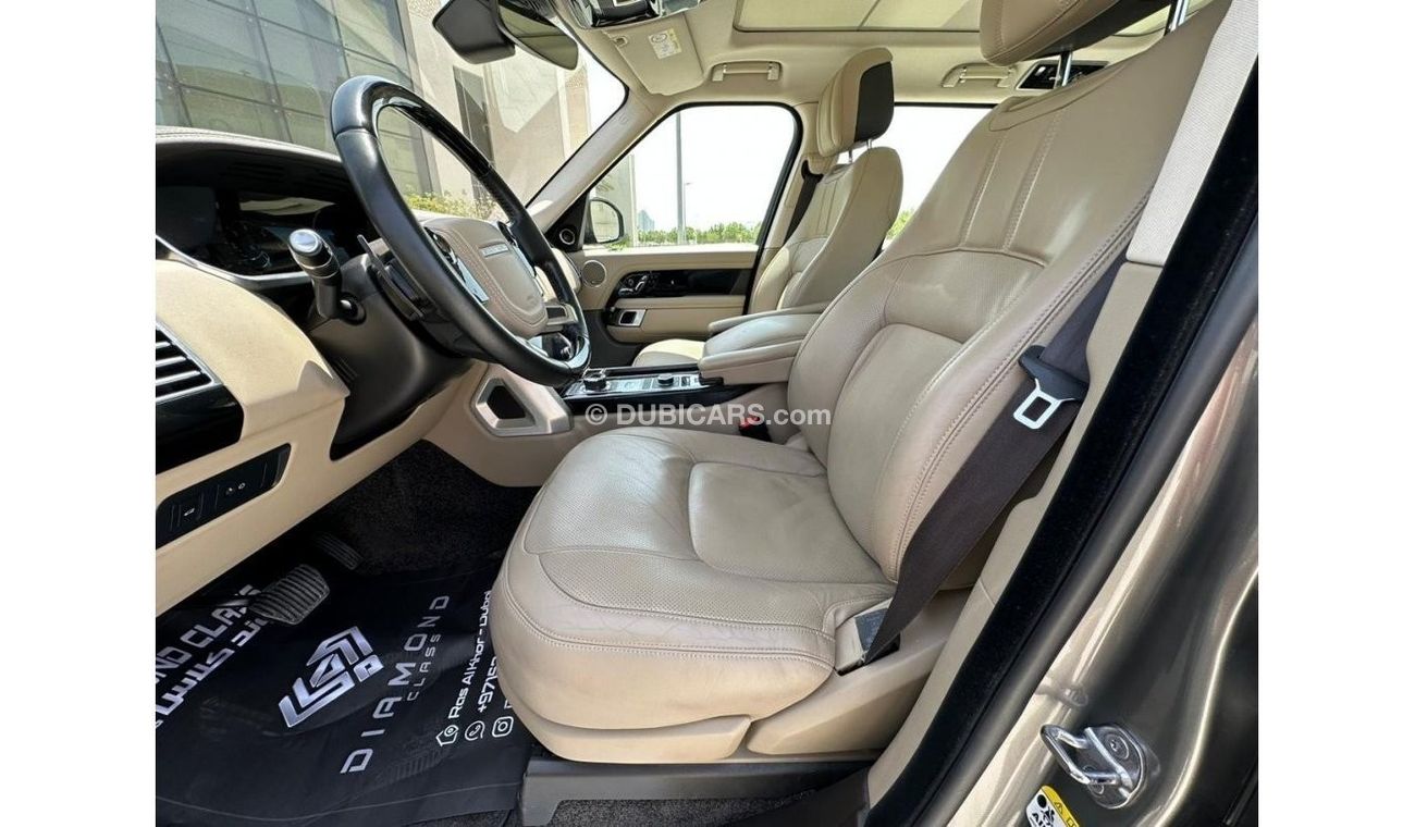 Land Rover Range Rover Range Rover Vogue HSE  P380 V6 Panoramic  2019 GCC  Full Service History  Under Warranty