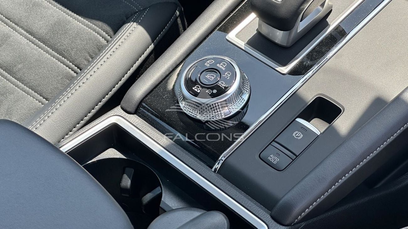 ميتسوبيشي آوتلاندر Mitsubishi/OUTLANDER/00F06 2.5L 4WD MID OPTION 7-SEATER AT