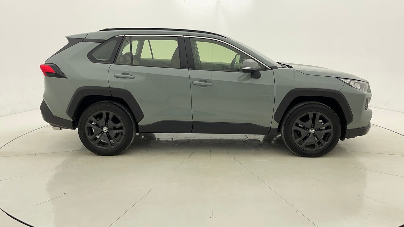 تويوتا راف ٤ ADVENTURE 2.5 | بدون دفعة مقدمة | اختبار القيادة في المنزل