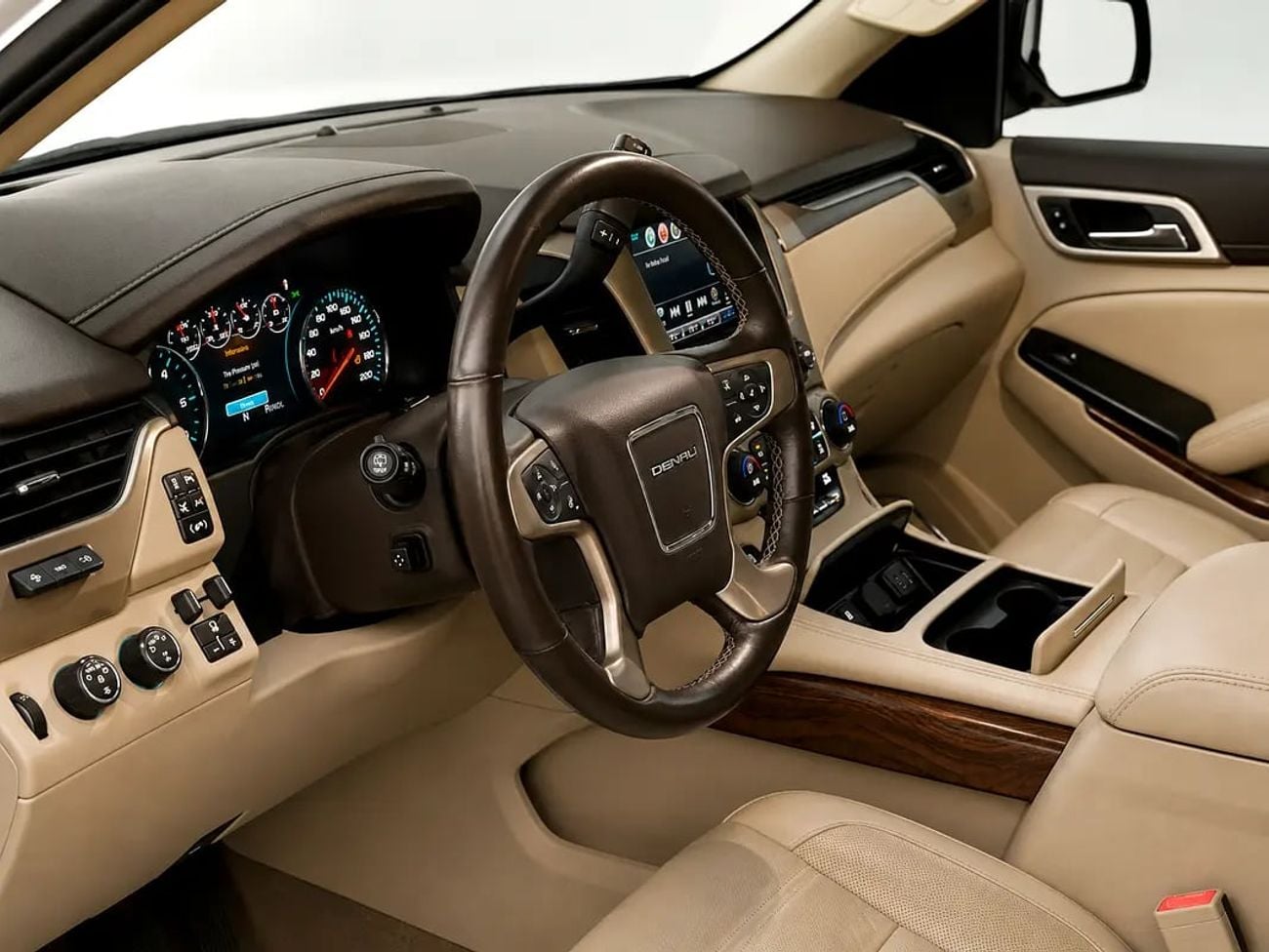 GMC Yukon 2,115 P.M 0% DP | Denali | GCC | Original Paint | 106K KM | 6.2L V8