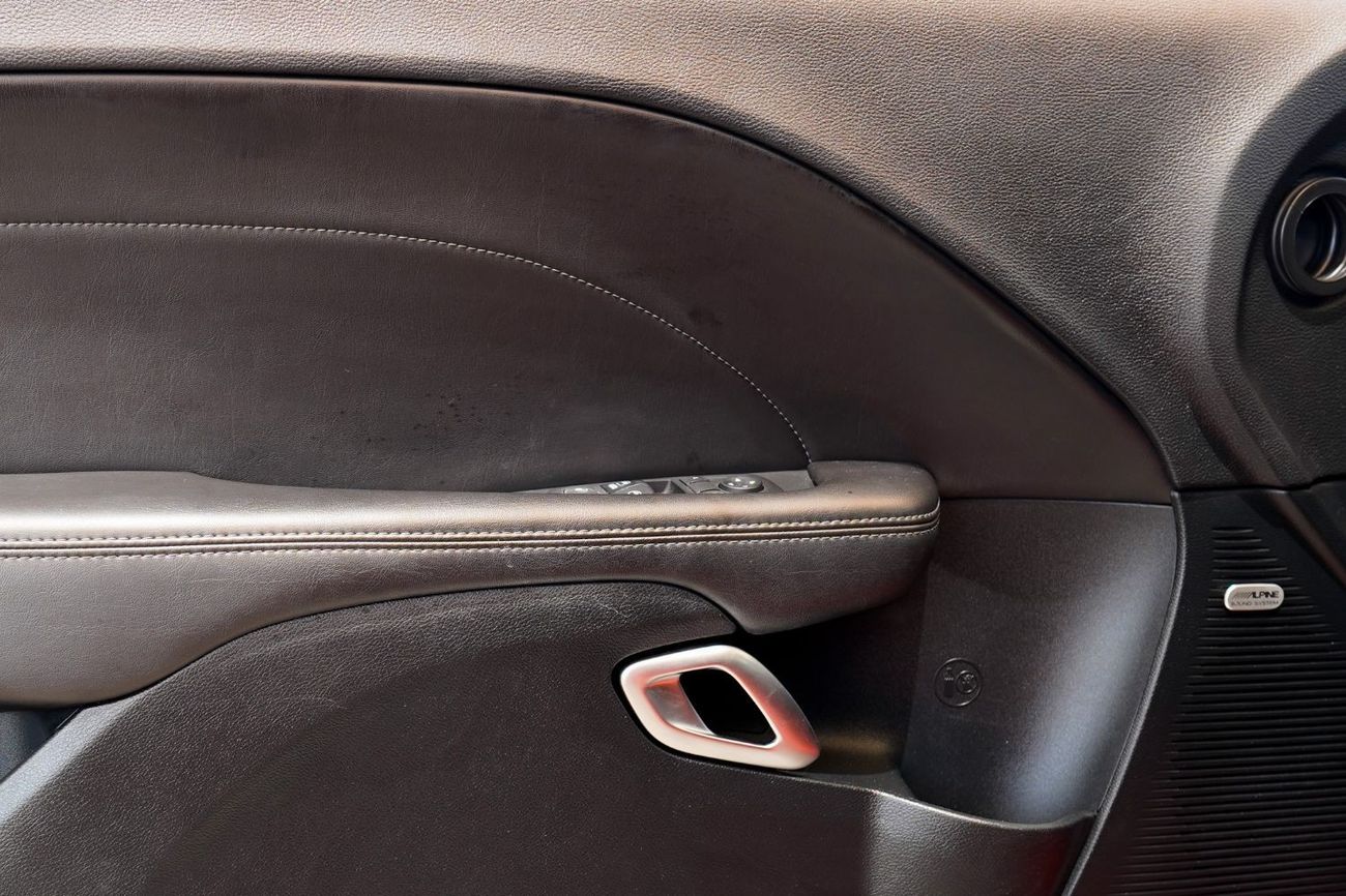 Dodge Challenger Dodge Challenger SXT Plus 2018 GCC (LOWEST MILEAGE) under Warranty with Flexible Down-Payment/ Flood