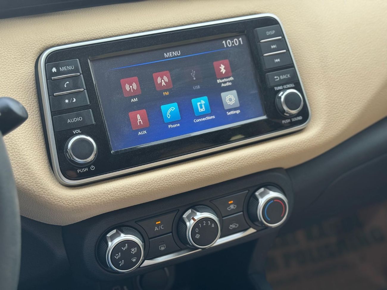 Nissan Kicks SV 1.6L SV / V4 1.6L / RADAR / LANE ASSIST / ANDROID AUTO /APPLE CAR PLAY / IN PERFECT CONDITION