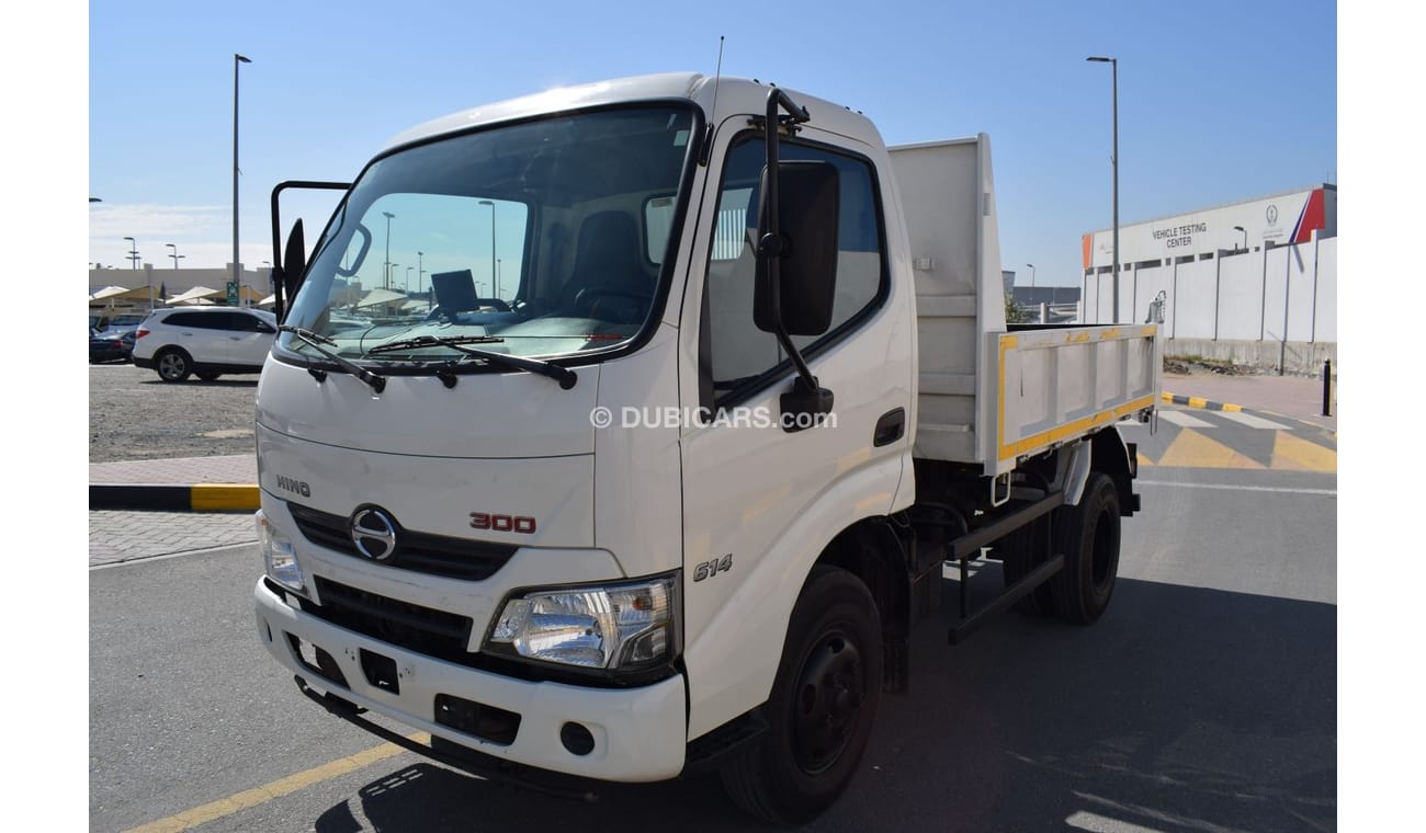 Hino Dumber 619 Hino 614 Dump Truck, Model:2020. Excellent condition with low mileage