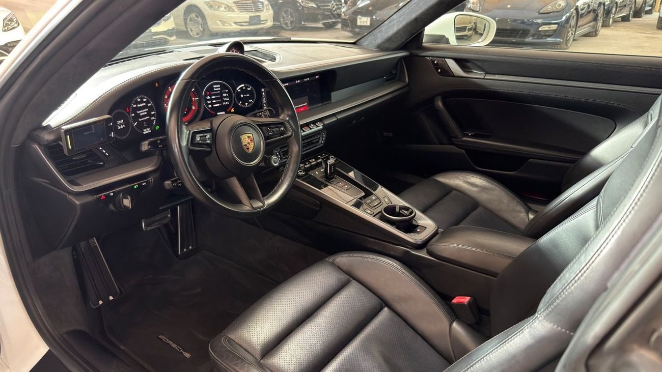 Porsche 911 PORSCHE 911 CARRERA 4S 2020 | FULL SERVICE HISTORY | SPORTS CHRONO PACKAGE | SLIDING GLASS SUNROOF
