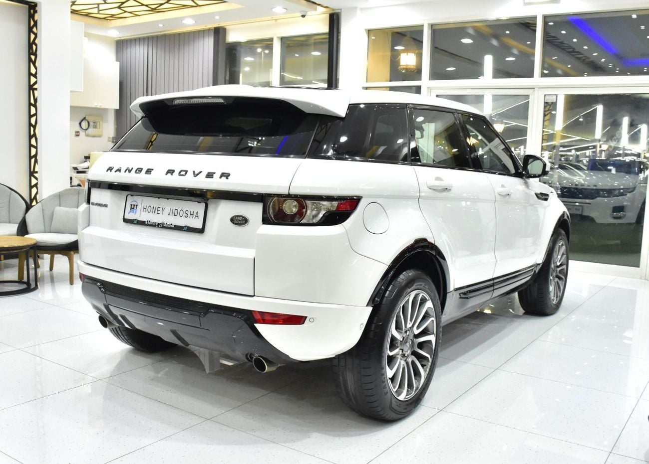 لاند روفر رانج روفر إيفوك EXCELLENT DEAL for our Land Rover Range Rover Evoque ( 2015 Model ) in White Color GCC Specs