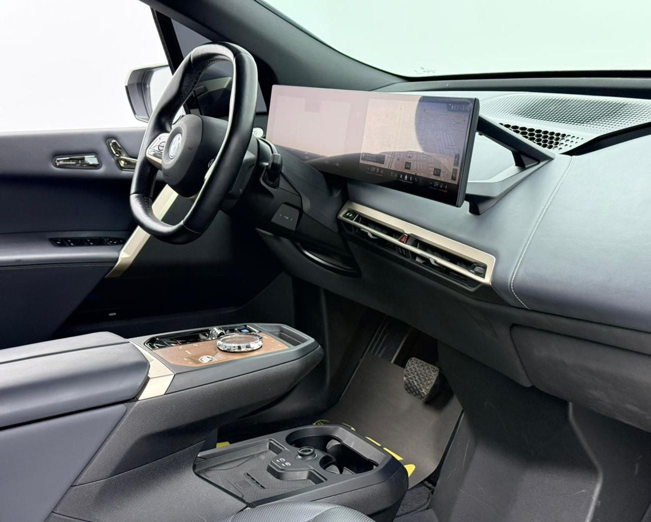 BMW iX 2024 BMW iX xDrive50, 2027 BMW Warranty, 2029 BMW Service Pack, Full BMW Service History,Low Km, GCC