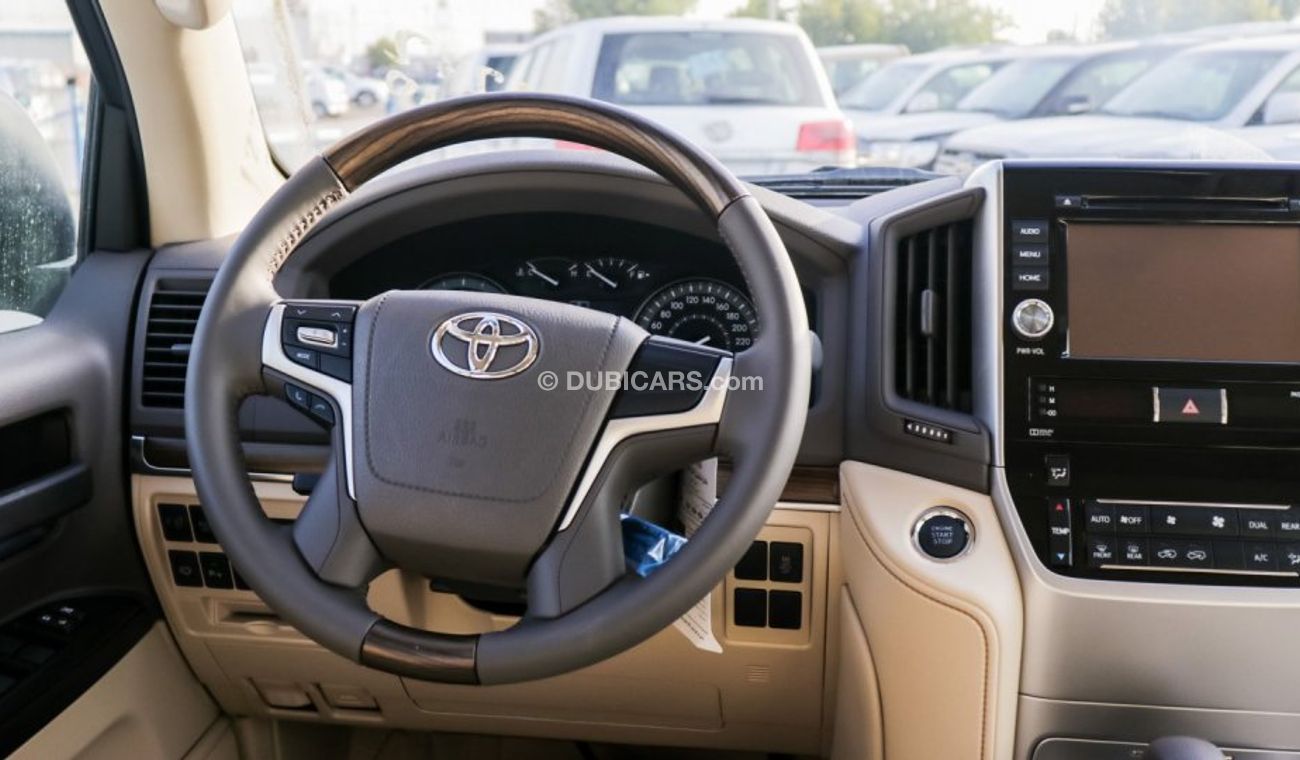 تويوتا لاند كروزر ديزل توربو Toyota Land Cruiser GXR 4.5L Turbo Diesel V8 A/T Leather seats