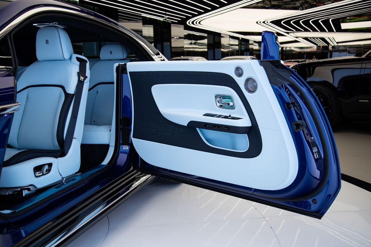 رولز رويس سبيكتر Rolls Royce Spectre