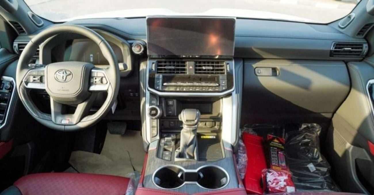 Toyota Land Cruiser GR SPORT