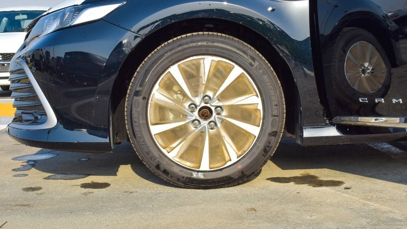 Toyota Camry TOYOTA CAMRY GLE 2.5L 2022 EXPORT PRICE