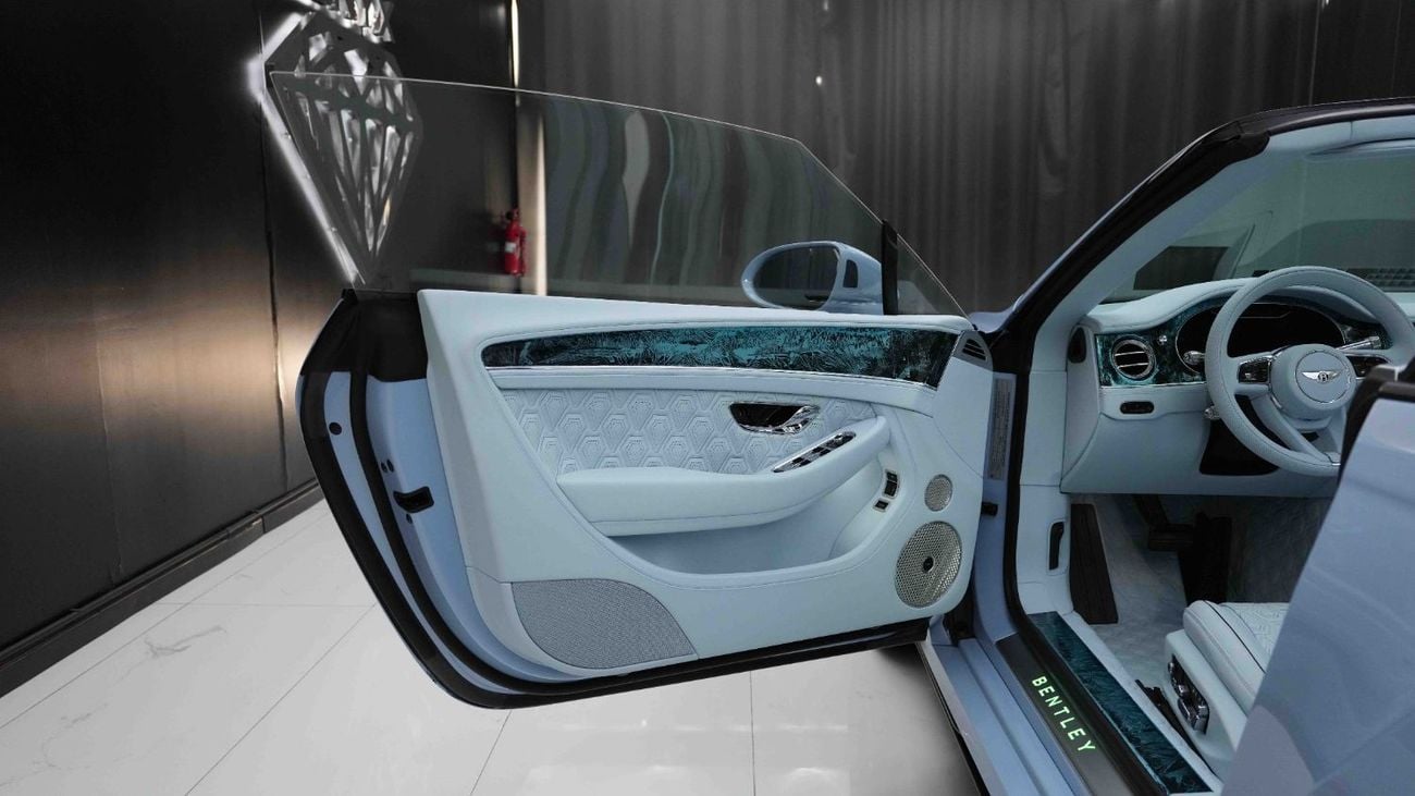 Bentley-Onyx GTX II | NEGOTIABLE PRICE | BY ONYX CONCEPT | 745 HP | NEW | 3-YEAR WARRANTY AND SERVICE