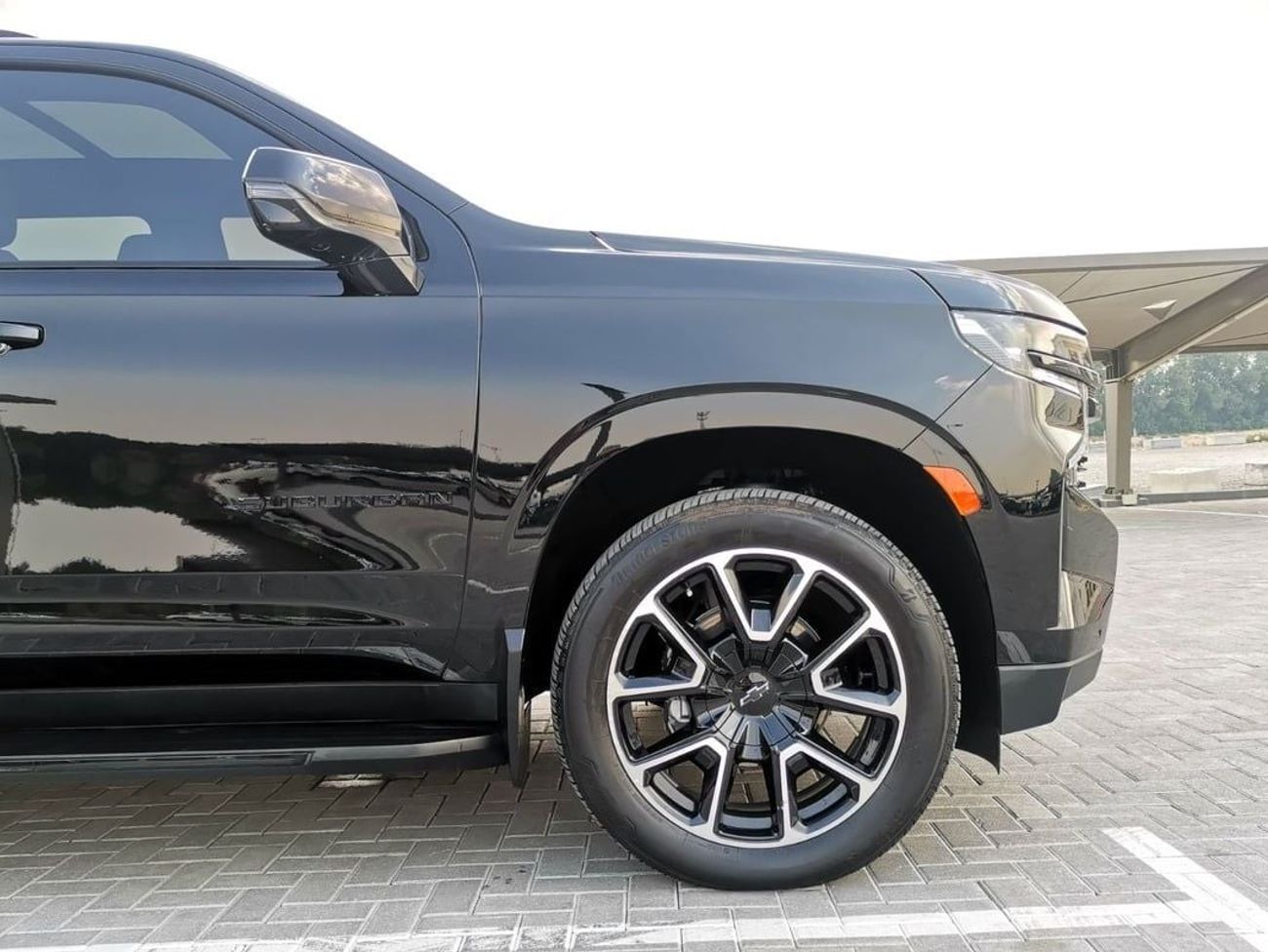 Chevrolet Suburban Chevrolet RST Suburban - 2023 - Black