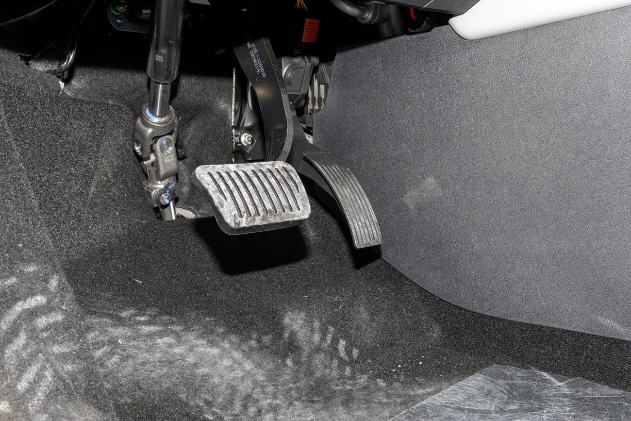 بي واي دي يوان أب 2025 Smart Driving Edition 401KM Vitality Edition