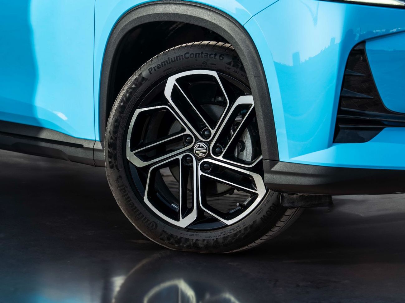 أم جي وان 1.5 LUX