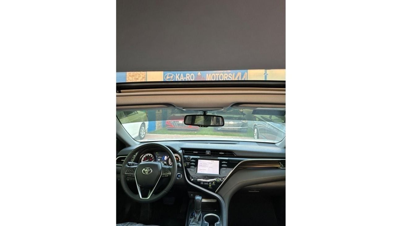 تويوتا كامري تويوتا كامري 2018 محرك 3.5 فتحة على فتحة مقاعد جلد مجهزة تجهيزا جيدا بحالة جيدة V6