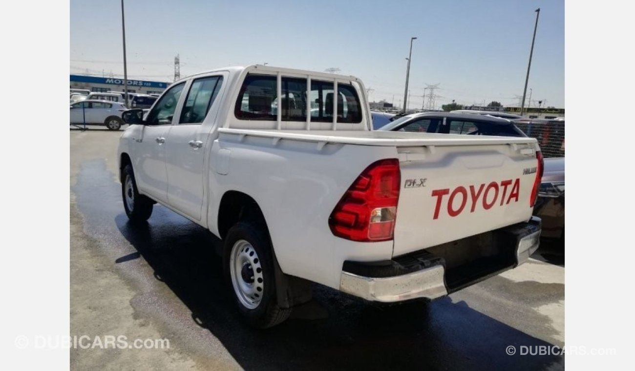 Toyota Hilux GLX 2.4L Diesel Mid options