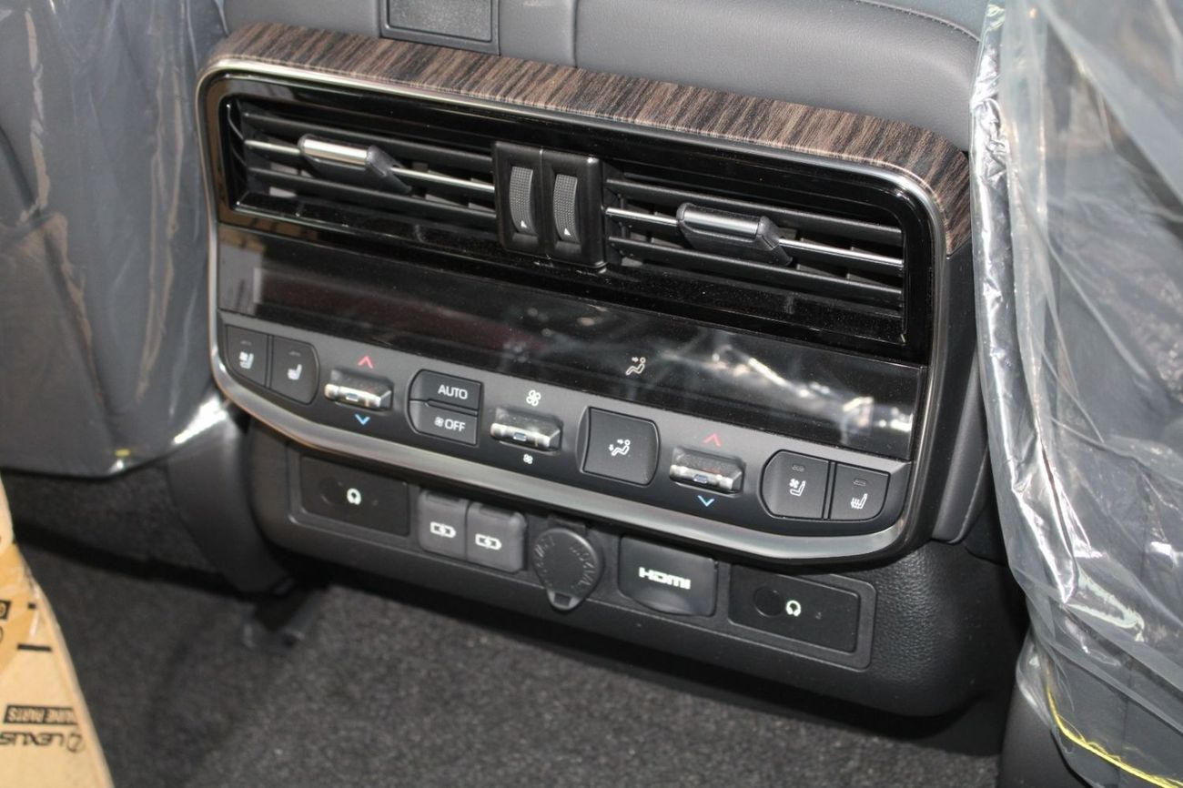 Toyota Land Cruiser TOYOTA LANDCRUISER 300 3.3L V6 DIESEL 4WD VXR- Z