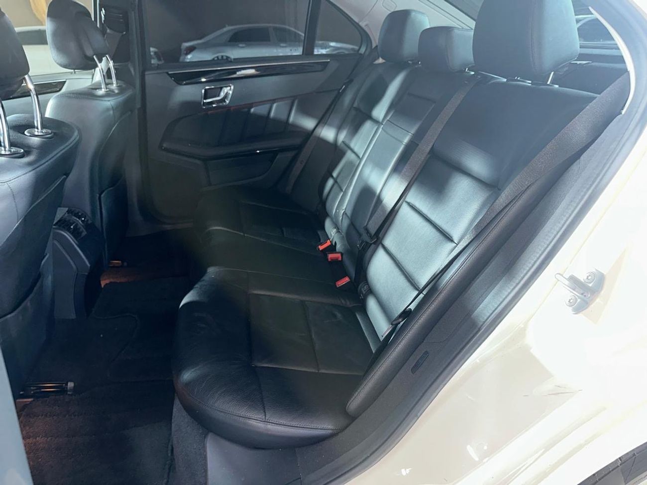 Mercedes-Benz E 350 MERCEDES E-CLASS E350 2011 3.5L | FULL SERVICE HISTORY | TWO KEYS | AVANTGARDE PACKAGE