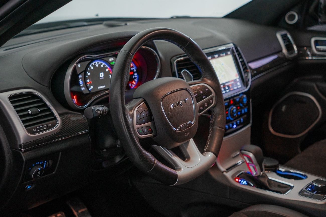 Jeep Grand Cherokee SRT 6.2L V8