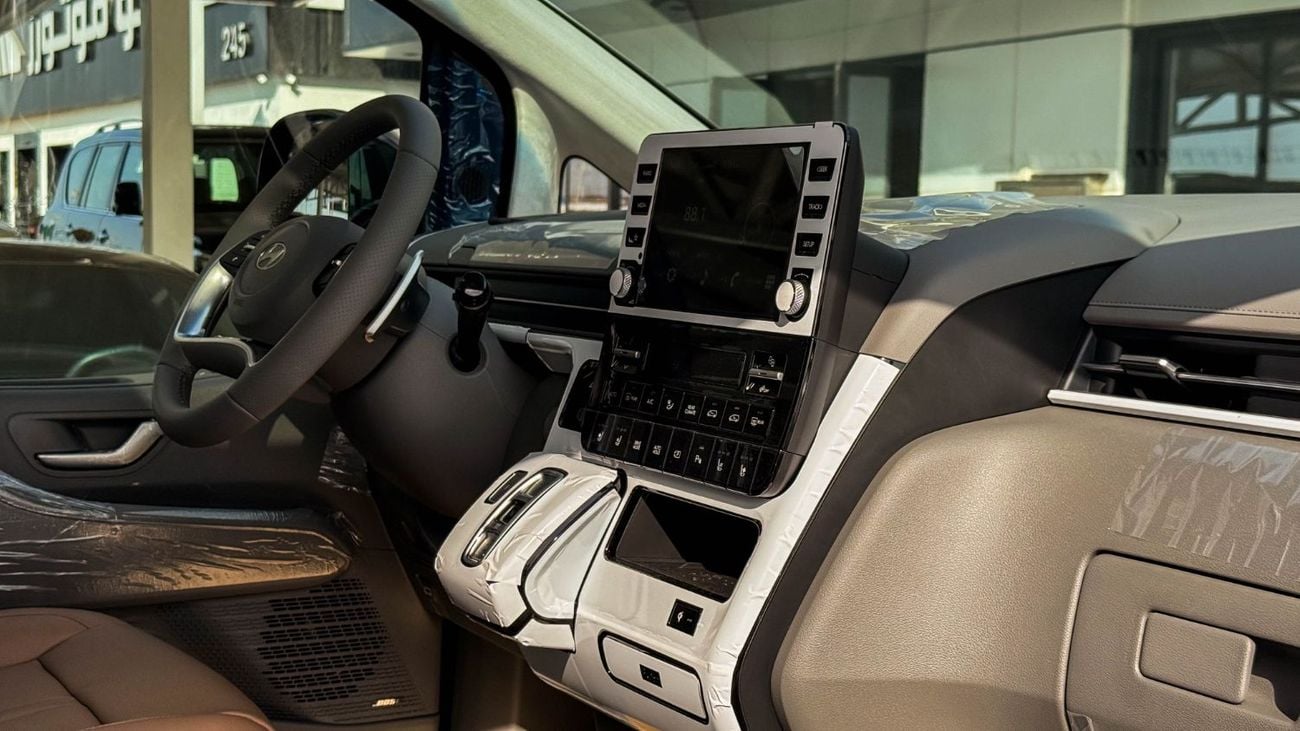 Hyundai Staria Premium 3.5L V6 GCC Brand New 2026 For Export