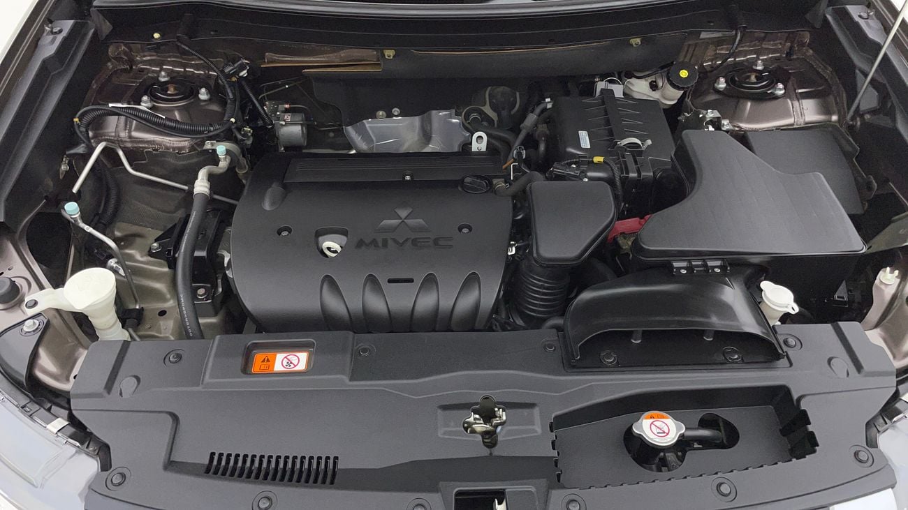 ميتسوبيشي آوتلاندر GLX MIDLINE 2.4 | بدون دفعة مقدمة | اختبار قيادة مجاني للمنزل