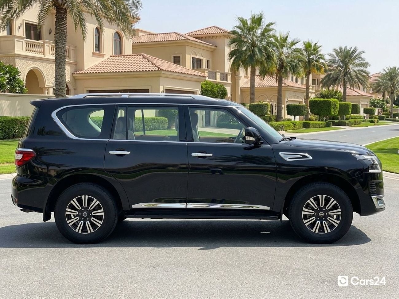 Nissan Patrol 4L 2022 | 0 DP | 2272/Month | 30 Day Return | Service History