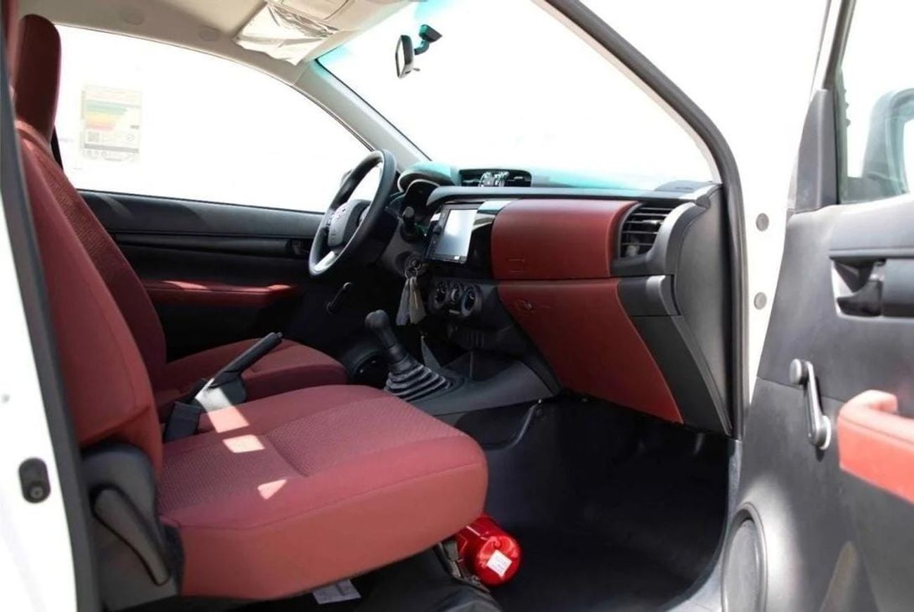 Toyota Hilux 2025 Toyota Hilux 3-Seater SC Single Cabin SWB Short-Wheel Base Chassis Pickup 2.7L 4-Cyl Petrol M/T