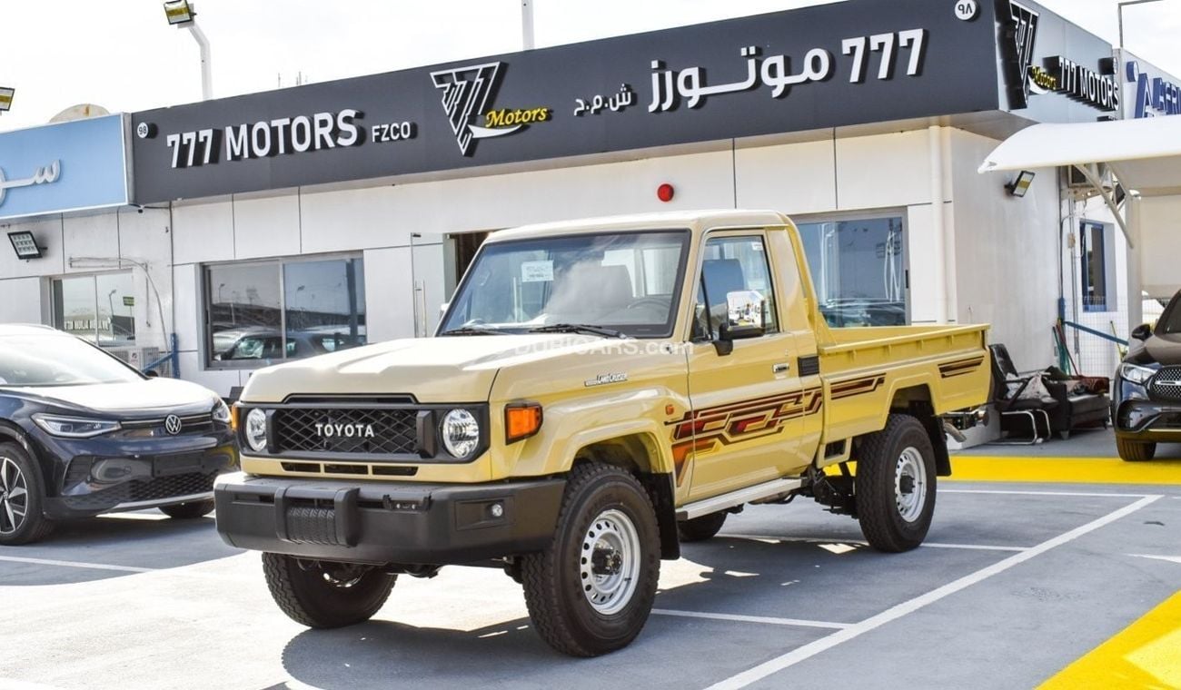 تويوتا لاند كروزر بيك آب TOYOTA LAND CRUISER | PETROL SINGLE CABIN A/T | 4.0L V6 | 2024