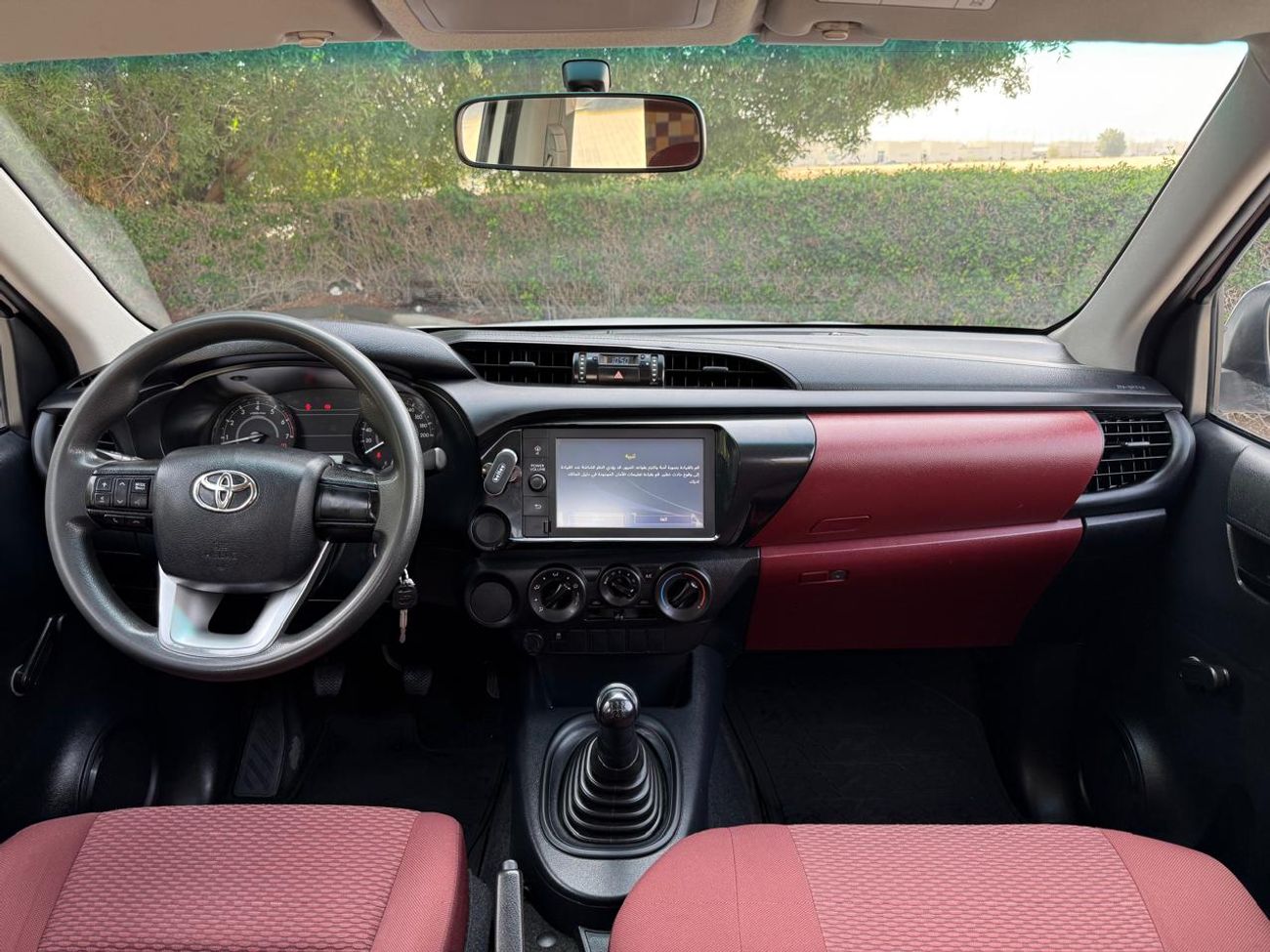 تويوتا هيلوكس GL 2.7L Double Cab Utility RWD