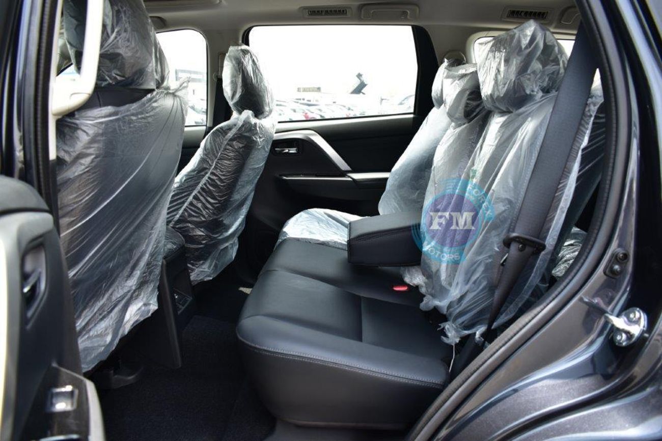 Mitsubishi Montero GLS P Line 3.0L Petrol 4WD 7 Seat Automatic