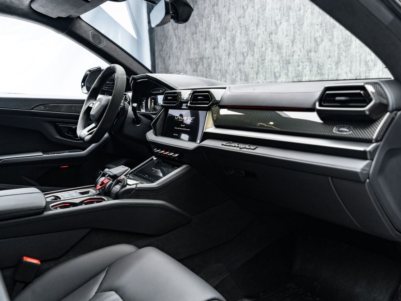Lamborghini Urus SE BUY NOW, PAY 2027 | THE BLACKLINE STANDARD | 2025 Lamborghini Urus SE, 2030 Lamborghini Warranty