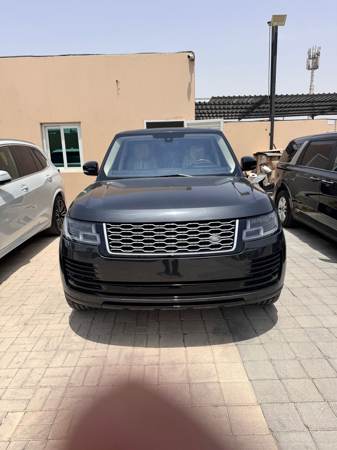 Used Land Rover Range Rover V6 2016 for sale in Dubai - 900685