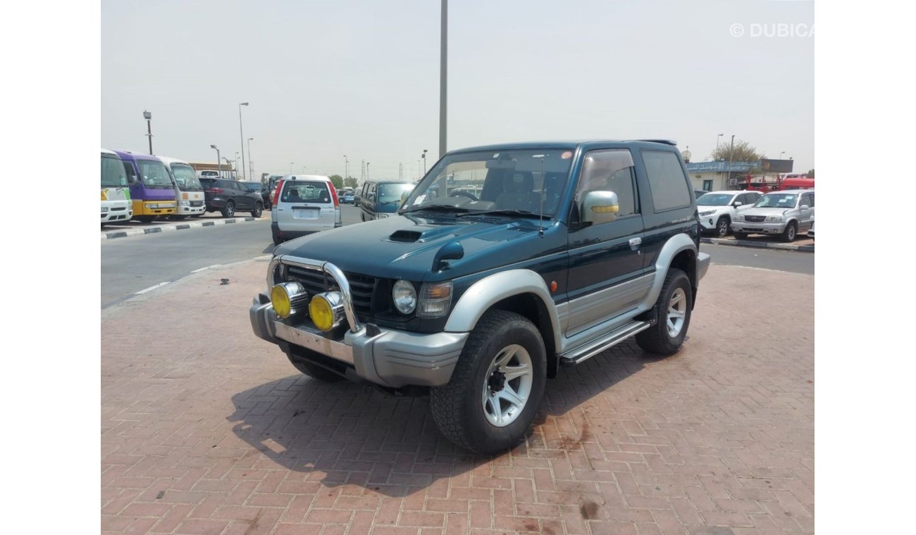 ميتسوبيشي باجيرو MITSUBISHI PAJERO RIGHT HAND DRIVE (PM1604)