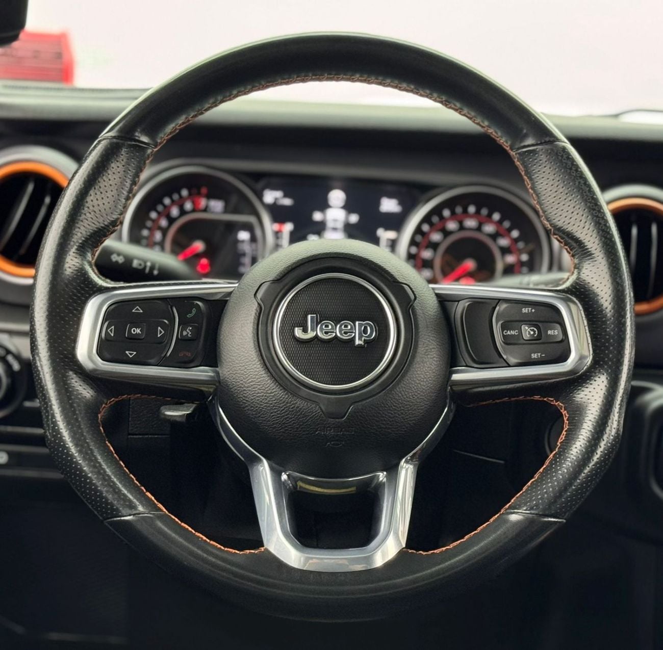 Jeep Gladiator Sand Runner 3.6L 2021 Jeep Gladiator Sand Runner, 2026 Jeep Warranty, Jeep Service History, GCC