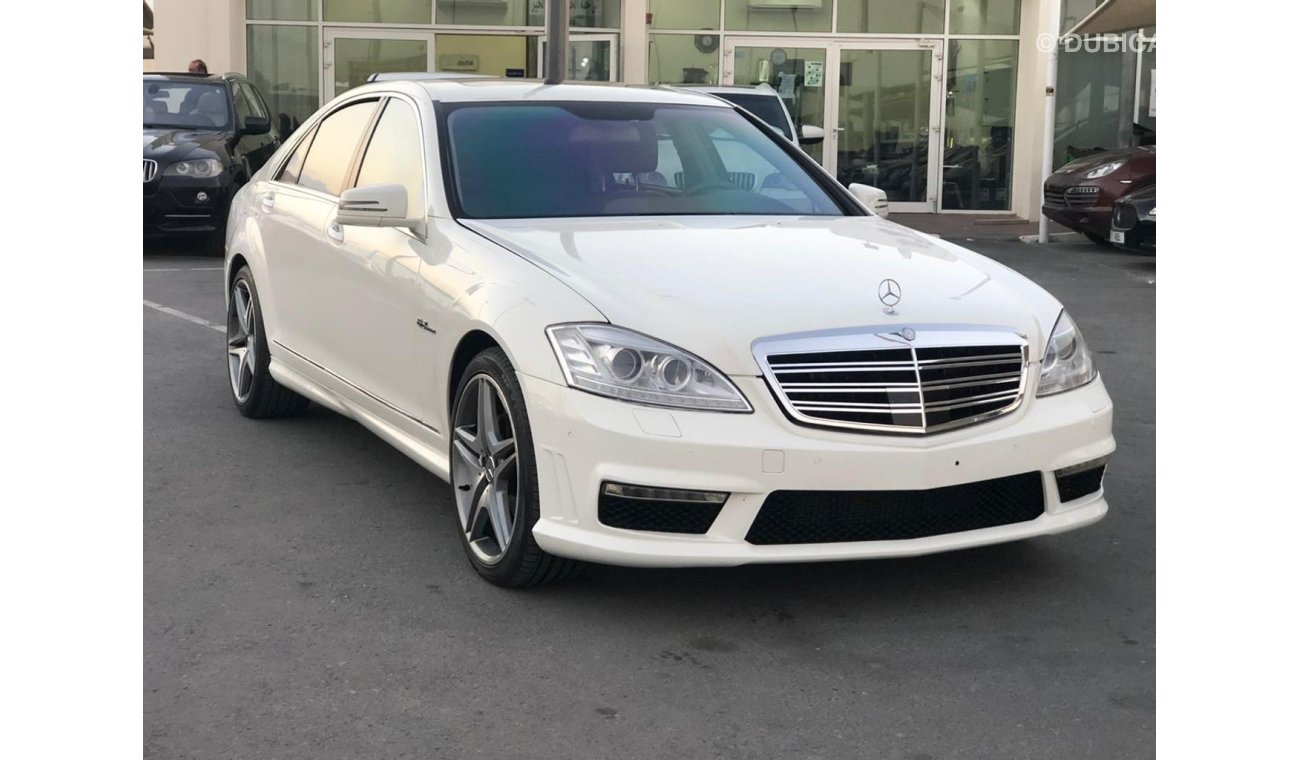 مرسيدس بنز S 550 موديل 2009 وارد حاله ممتازه جدا من الداخل والخارج محول 2013 كت 63 السياره فل مواصفات