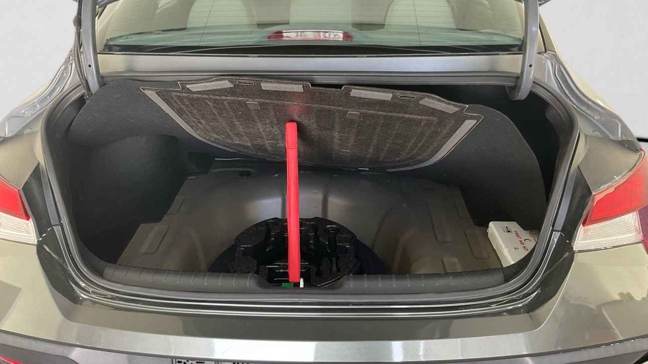 Hyundai Elantra Smart 1.6L Smart | Guaranteed Warranty | 0 Down Payment