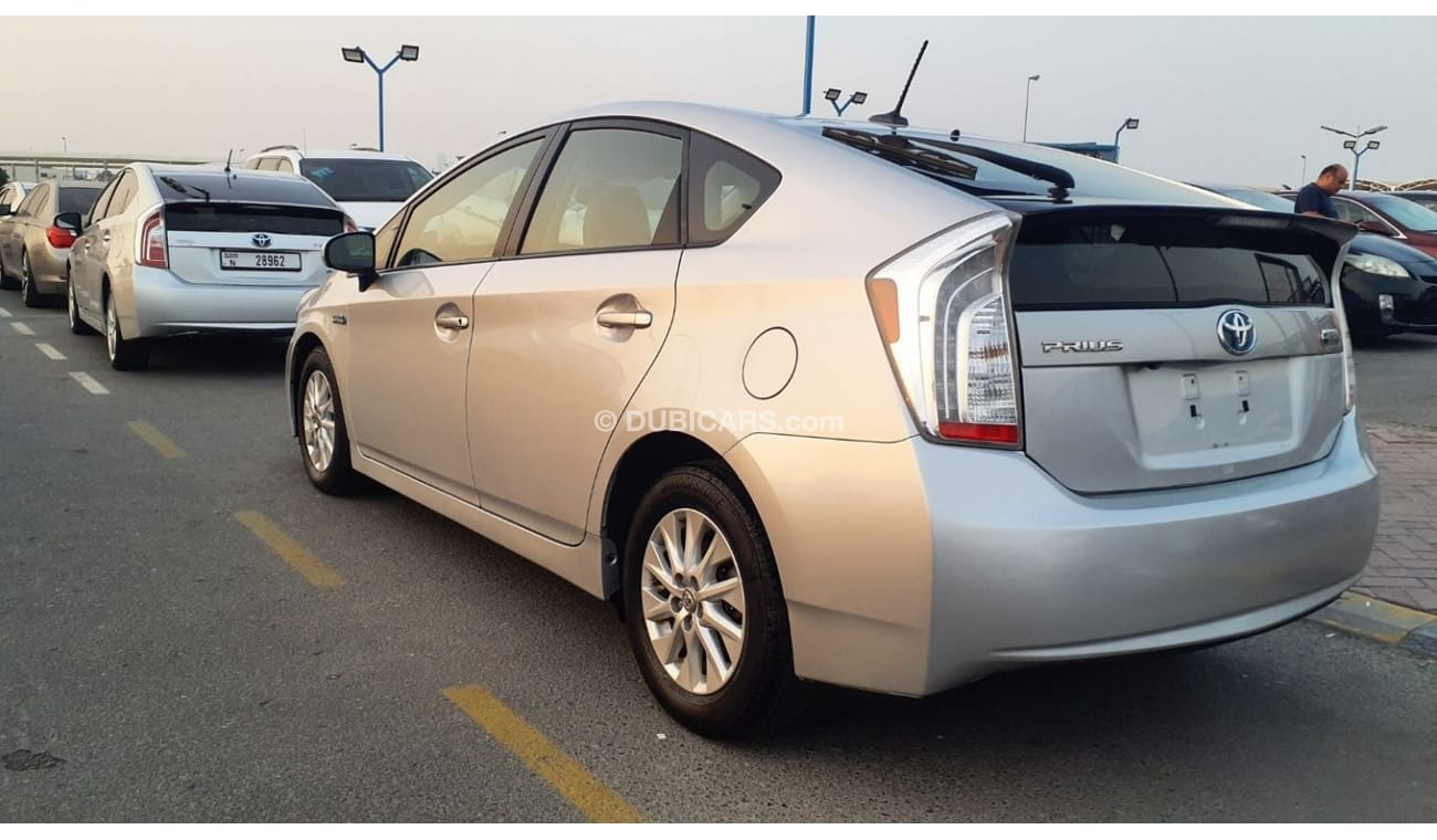 Toyota Prius+ Toyota Prius Plug-in Hybrid