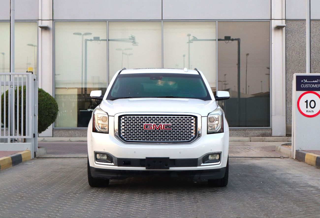 GMC Yukon Denali 6.2L (8 Seater)