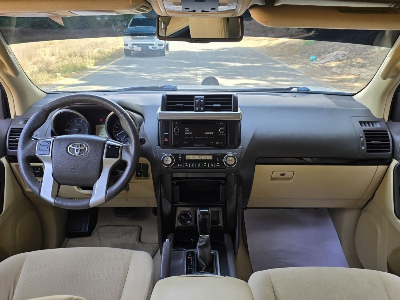 Toyota Prado GXR 2.7L (160 HP) 4WD TOYOTA PRADO GXR 2017 GCC GOOD CONDITION IN SIDE OUT SIDE