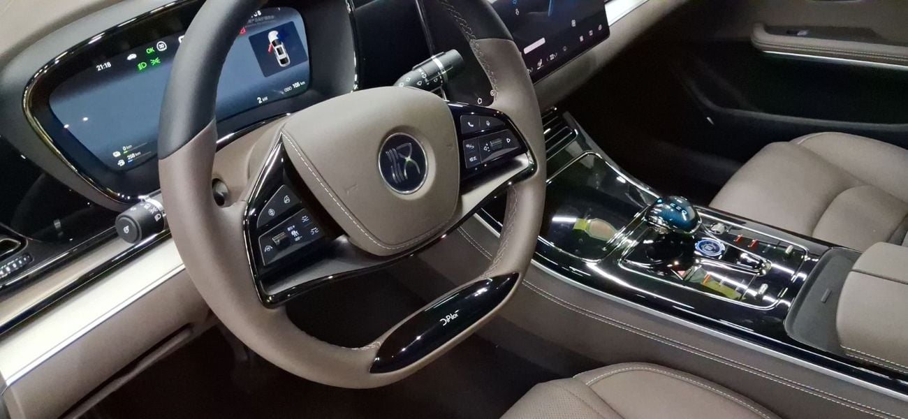 BYD HAN Premium i.110 AWD