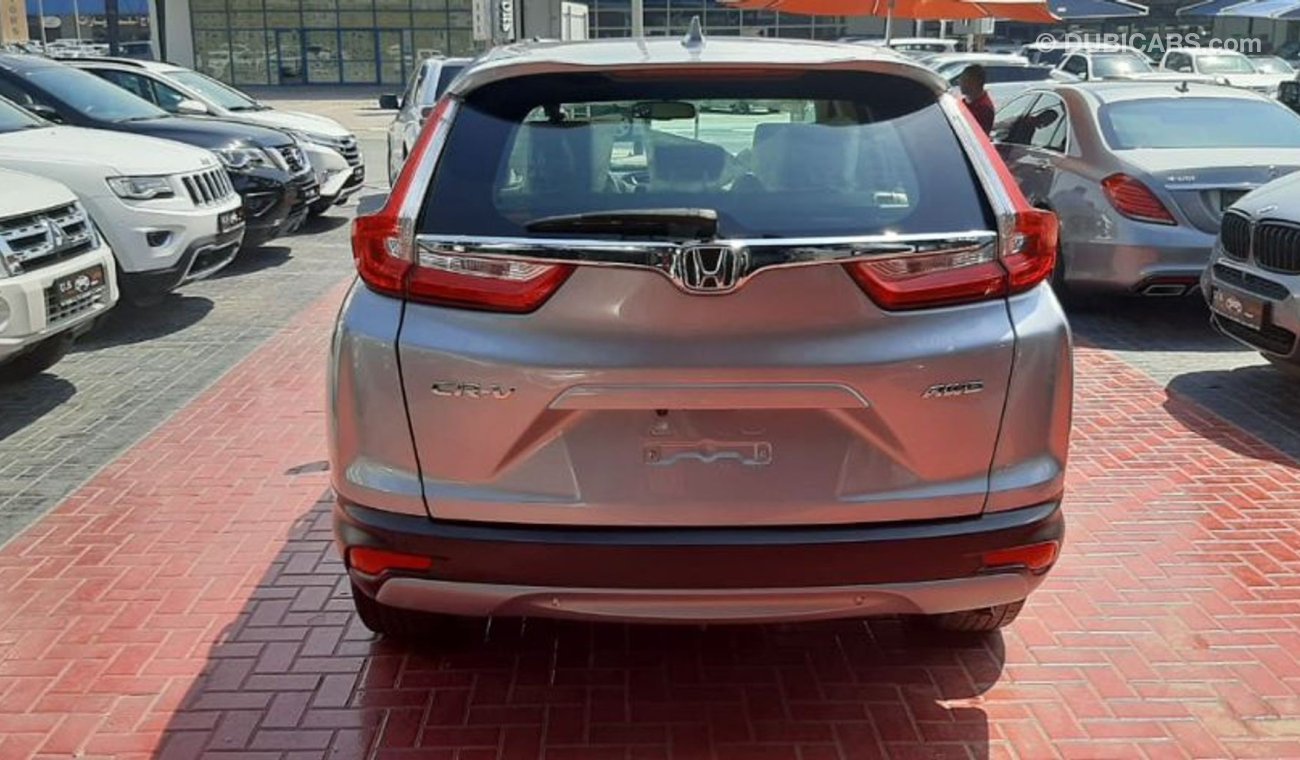 Honda CR-V EX PLUS AWD 2018 GCC LOW MILEAGE IN MINT CONDITION