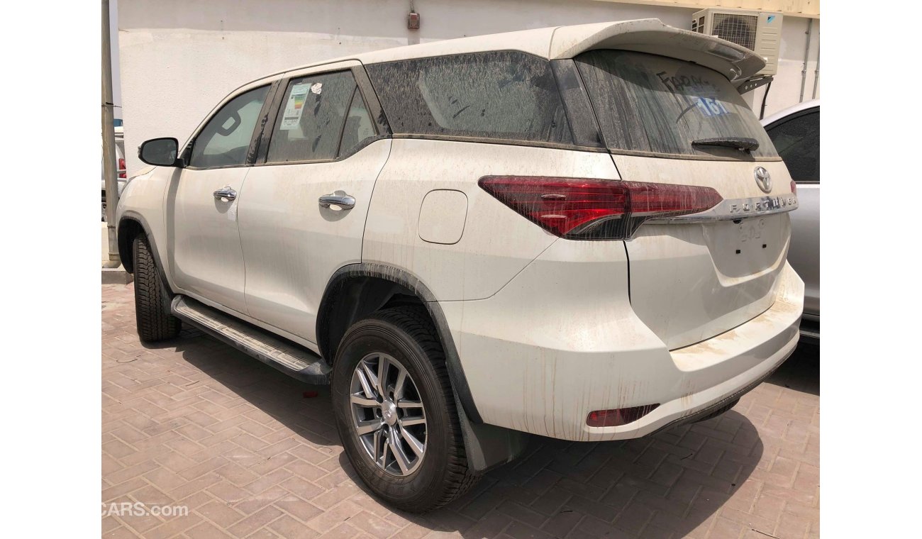 Toyota Fortuner 2.4L DIESEL 2018 4*4