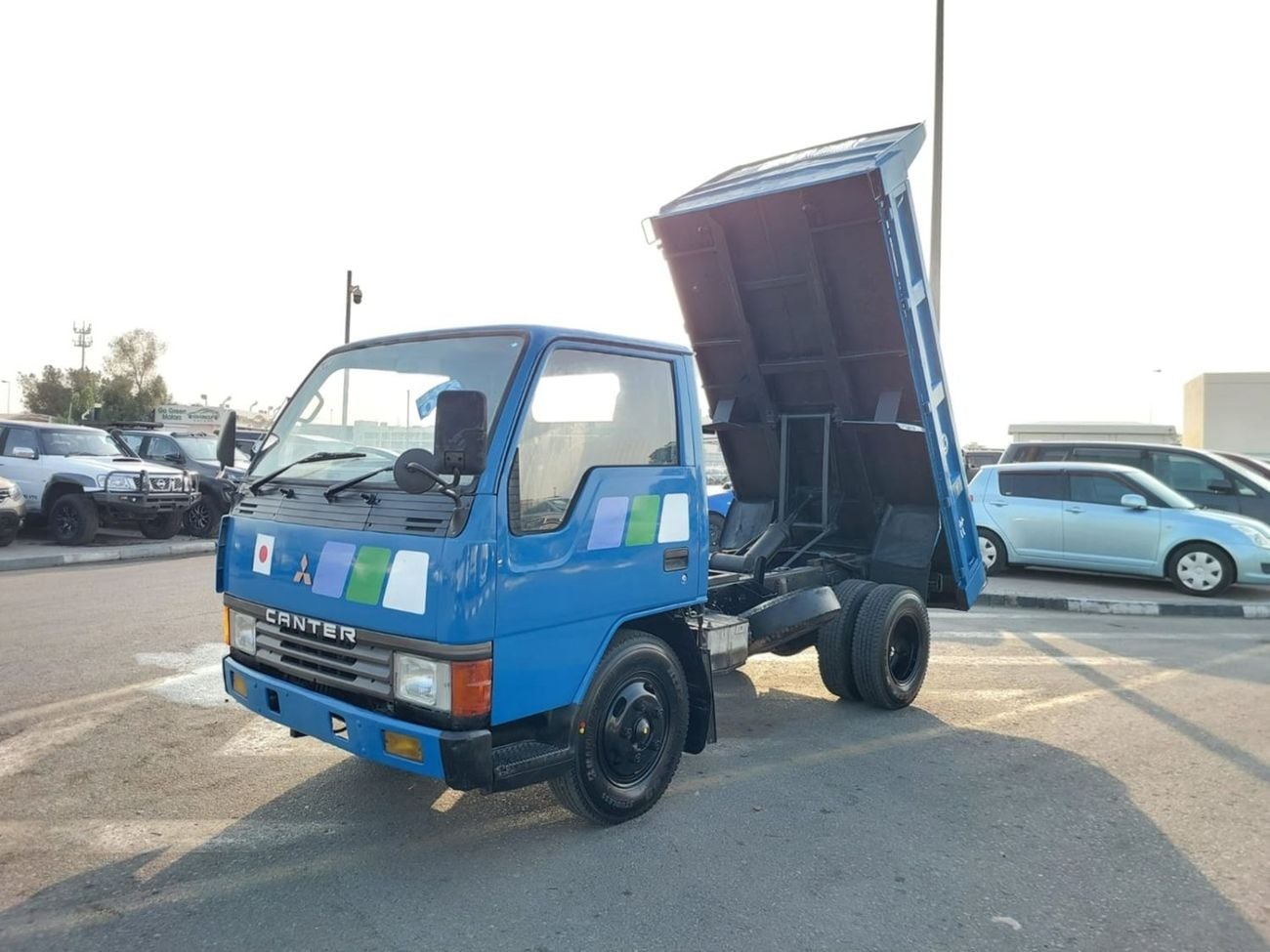 Mitsubishi Fuso Canter (RAMADAN OFFER) MITSUBISHI CANTER TRUCK RHD 1988 MODEL 8.4 L DIESEL MANUAL(PM427337)