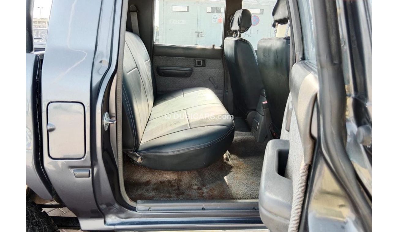 Toyota Hilux TOYOTA HILUX PICK UP RIGHT HAND DRIVE (PM1367)